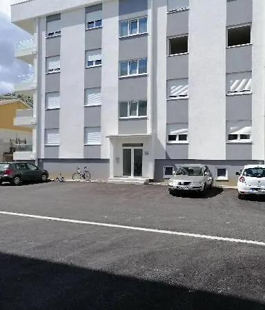Lav Apartamento Trebinje